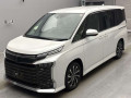 2022 Toyota Voxy