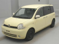 2005 Toyota Sienta