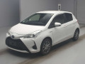2017 Toyota Vitz