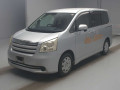 2009 Toyota Noah