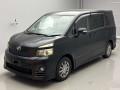 2010 Toyota Voxy