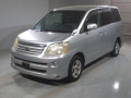 2006 Toyota Noah