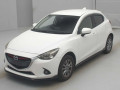 2016 Mazda Demio