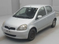2001 Toyota Vitz