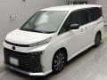 2022 Toyota Voxy