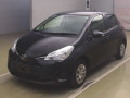 2017 Toyota Vitz