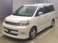 2002 Toyota Voxy