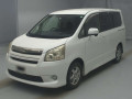 2009 Toyota Noah