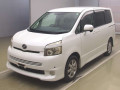 2009 Toyota Voxy