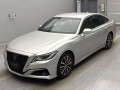 2018 Toyota Crown Hybrid