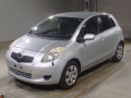 2005 Toyota Vitz