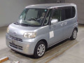 2011 Daihatsu Tanto