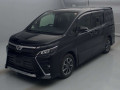 2017 Toyota Voxy