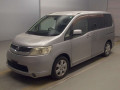 2005 Nissan Serena