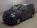 2011 Toyota Voxy