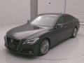 2021 Toyota Crown Hybrid