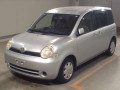 2005 Toyota Sienta