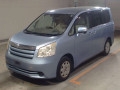 2007 Toyota Noah