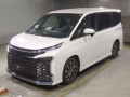 2022 Toyota Voxy
