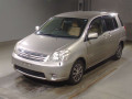 2005 Toyota Raum