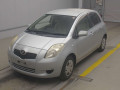 2005 Toyota Vitz