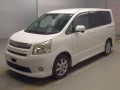 2008 Toyota Noah