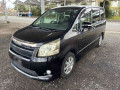 2009 Toyota Noah