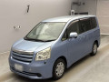 2010 Toyota Noah