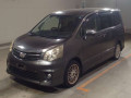 2013 Toyota Noah