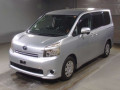 2009 Toyota Voxy