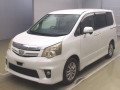 2010 Toyota Noah