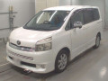 2008 Toyota Voxy