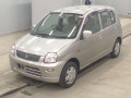 2004 Mitsubishi Minica
