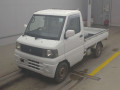 2002 Mitsubishi Minicab Truck