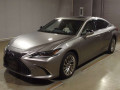 2019 Lexus ES