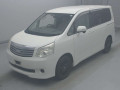 2011 Toyota Noah