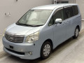 2010 Toyota Noah