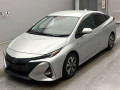 2017 Toyota Prius PHV