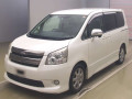 2009 Toyota Noah