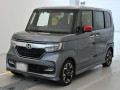 2019 Honda N-BOX CUSTOM