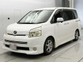 2010 Toyota Voxy