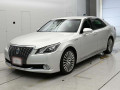 2015 Toyota Crown Majesta
