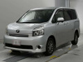 2009 Toyota Voxy