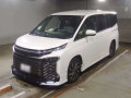 2022 Toyota Voxy