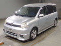 2004 Toyota Sienta