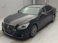2013 Toyota Crown Hybrid