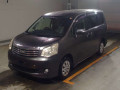2012 Toyota Noah