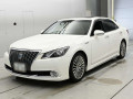 2013 Toyota Crown Majesta