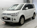 2017 Mitsubishi Delica D5