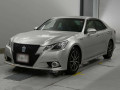 2013 Toyota Crown Hybrid